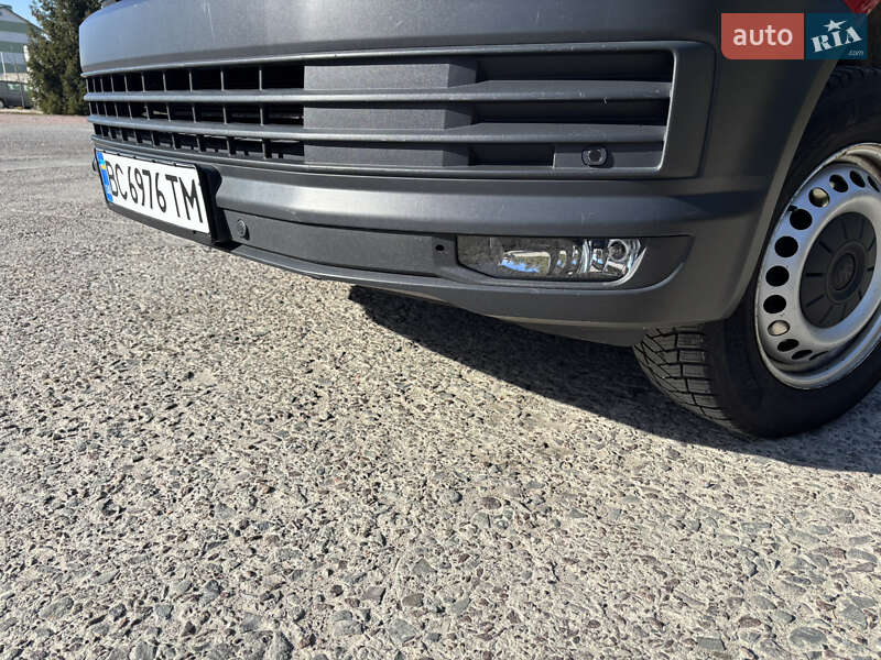 Грузовой фургон Volkswagen Transporter 2019 в Львове