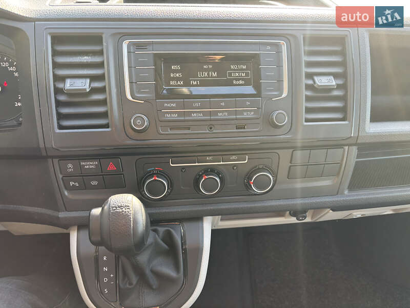 Грузовой фургон Volkswagen Transporter 2019 в Львове