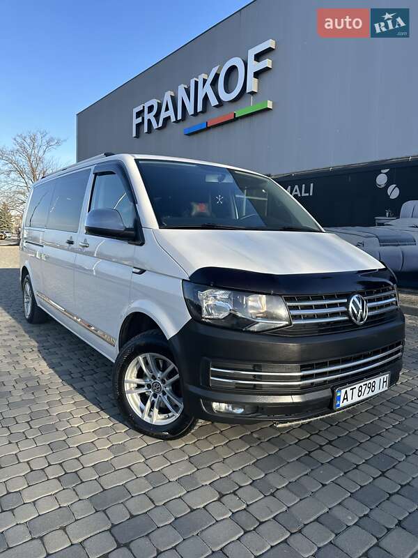 Минивэн Volkswagen Transporter 2017 в 