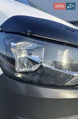 Минивэн Volkswagen Transporter 2017 в 