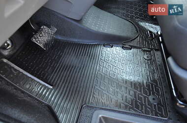 Грузовой фургон Volkswagen Transporter 2020 в 