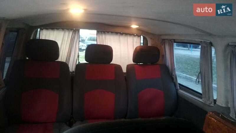 Минивэн Volkswagen Transporter 2003 в Ивано-Франковске
