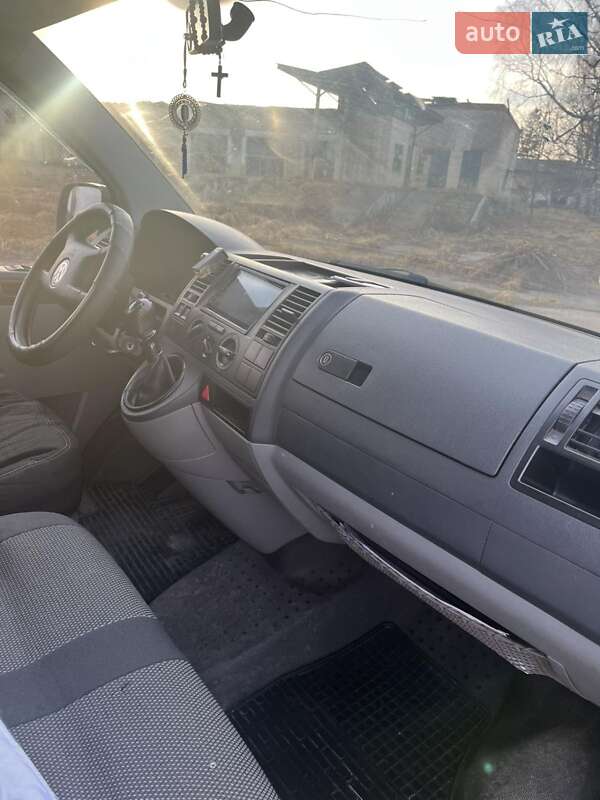 Минивэн Volkswagen Transporter 2006 в Ивано-Франковске