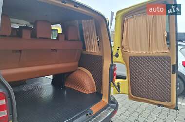 Минивэн Volkswagen Transporter 2016 в 