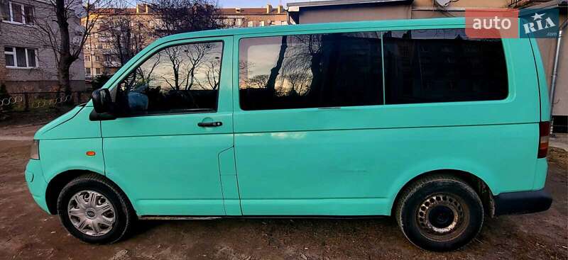 Минивэн Volkswagen Transporter 2004 в Николаеве
