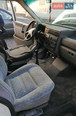 Минивэн Volkswagen Transporter 1998 в 