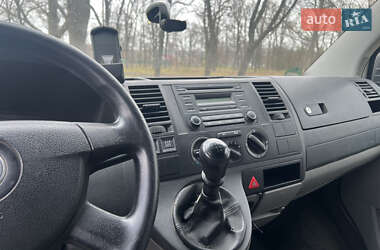 Минивэн Volkswagen Transporter 2009 в 
