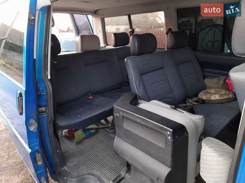 Минивэн Volkswagen Transporter 2003 в Черкассах