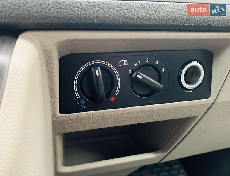 Минивэн Volkswagen Transporter 2019 в Киеве