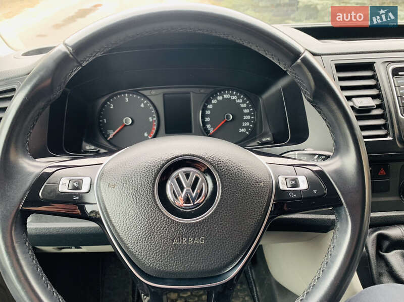 Минивэн Volkswagen Transporter 2019 в Киеве