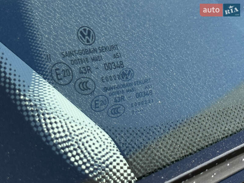 Грузовой фургон Volkswagen Transporter 2017 в Тячеве