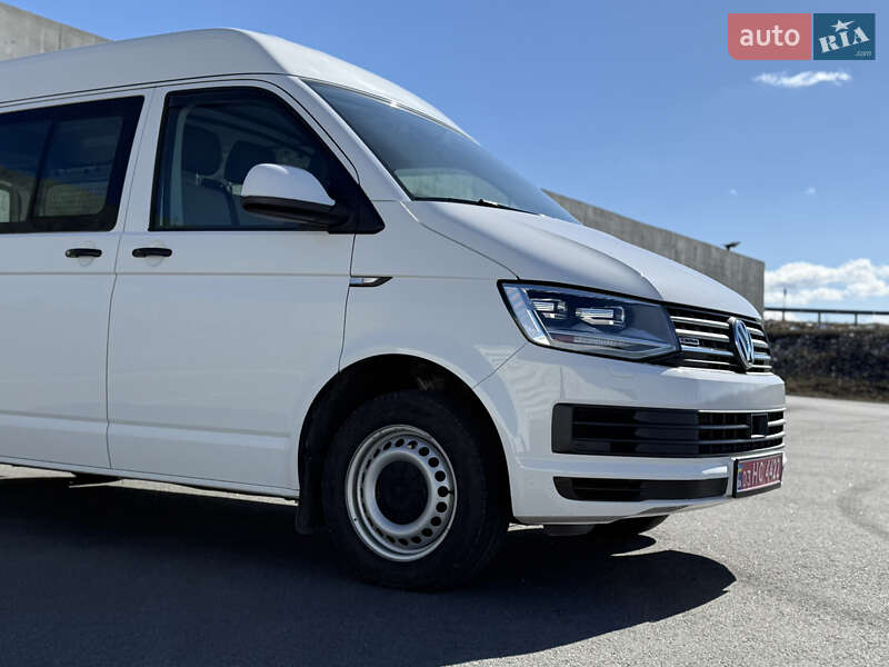 Грузовой фургон Volkswagen Transporter 2017 в Тячеве