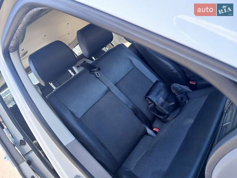 Минивэн Volkswagen Transporter 2005 в Ивано-Франковске