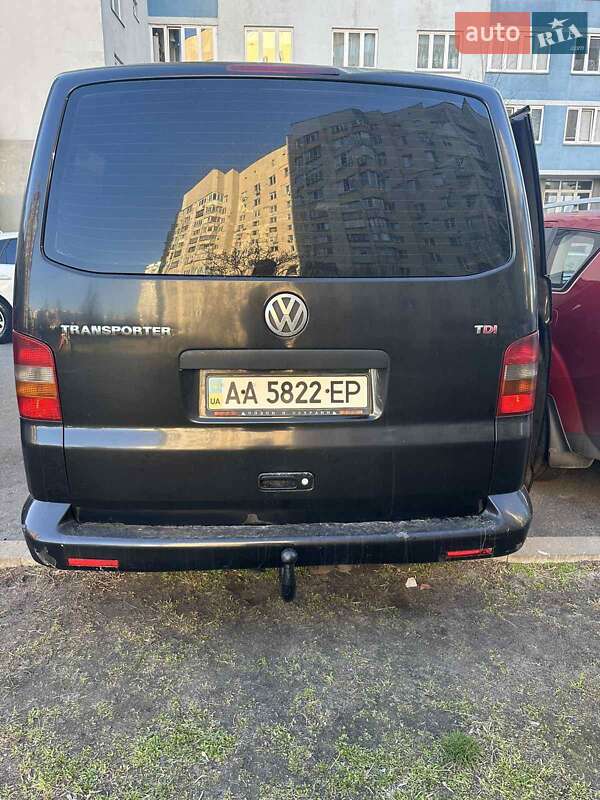 Минивэн Volkswagen Transporter 2004 в Киеве