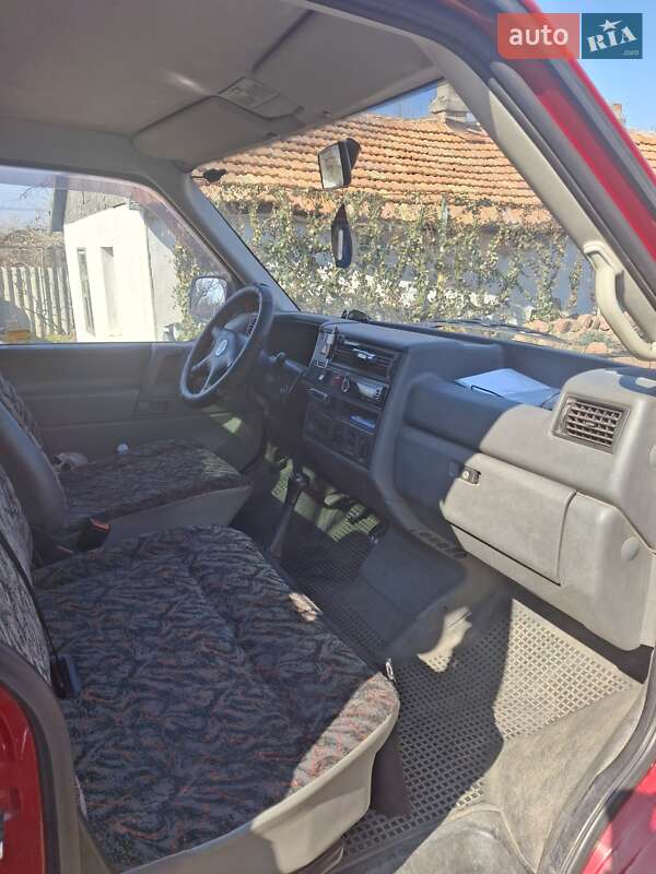 Минивэн Volkswagen Transporter 1999 в Николаеве