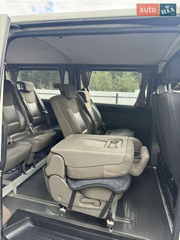 Минивэн Volkswagen Transporter 2008 в Яремче