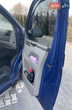Грузовой фургон Volkswagen Transporter 2014 в 