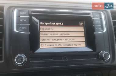 Минивэн Volkswagen Transporter 2016 в 