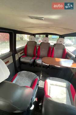 Минивэн Volkswagen Transporter 2004 в 