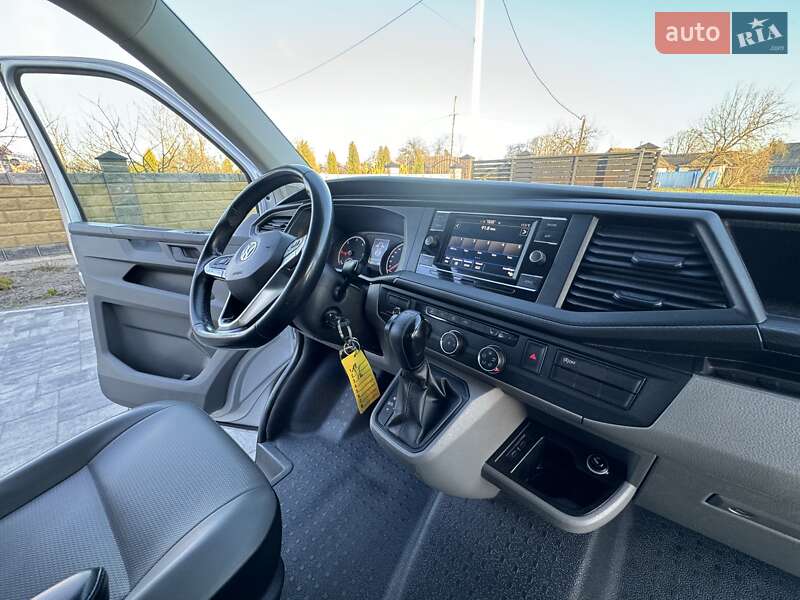 Вантажний фургон Volkswagen Transporter 2020 в Любомлі