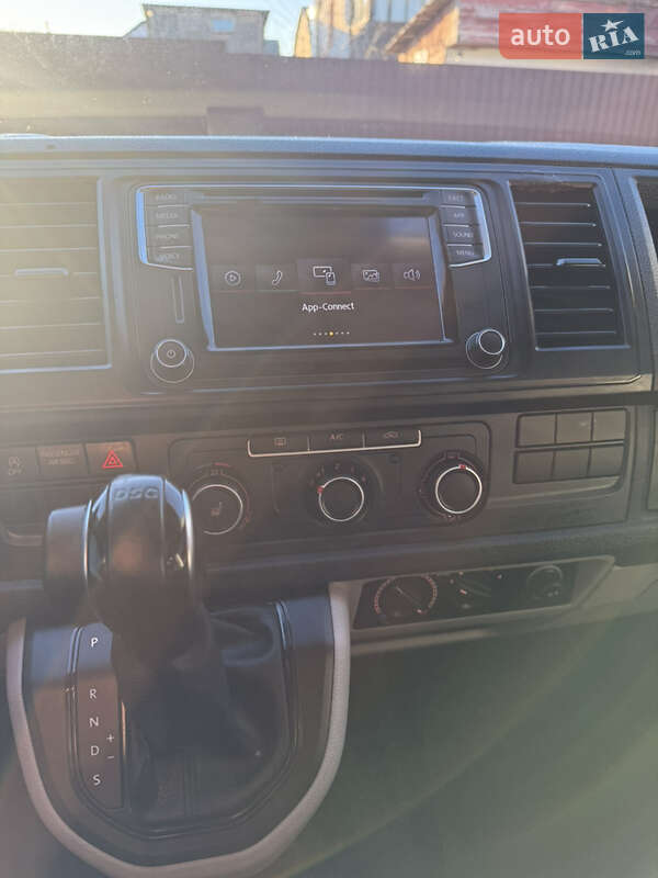 Минивэн Volkswagen Transporter 2018 в Киеве