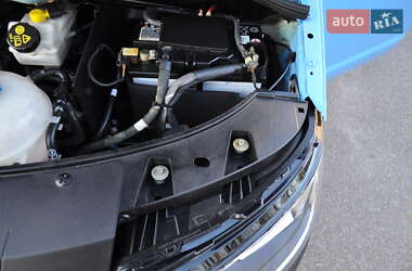 Грузовой фургон Volkswagen Transporter 2021 в 