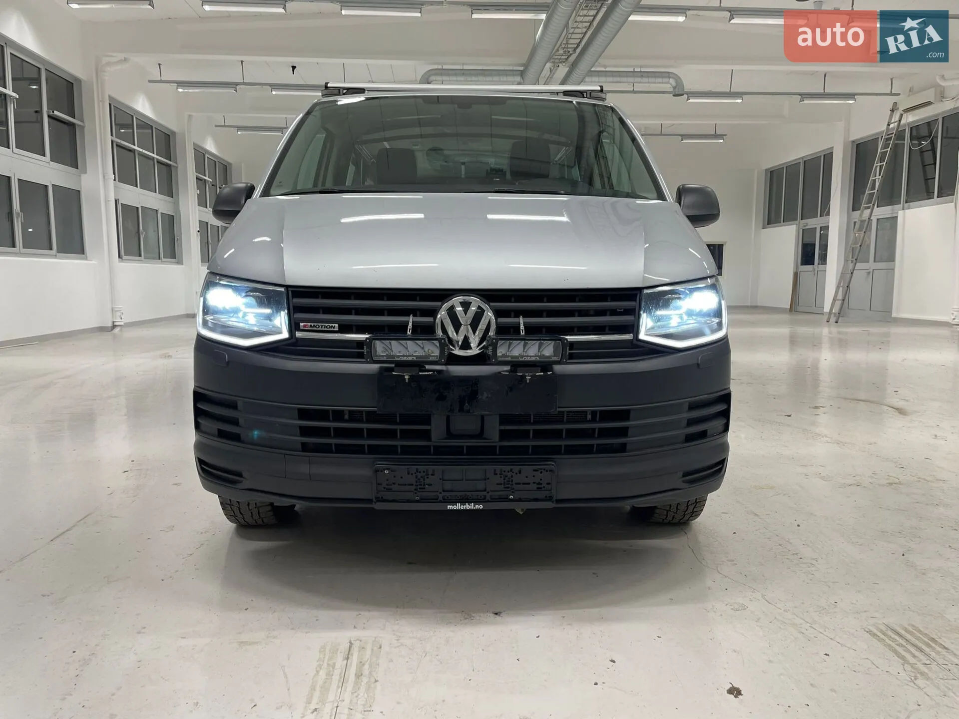 2019 Volkswagen Transporter - мініатюра 40