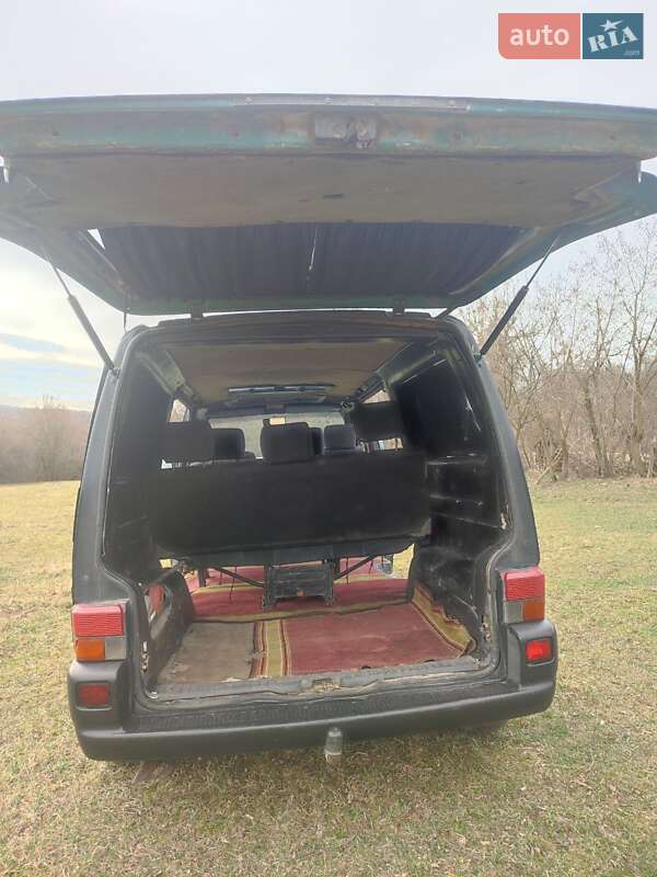 Минивэн Volkswagen Transporter 1998 в Залещиках