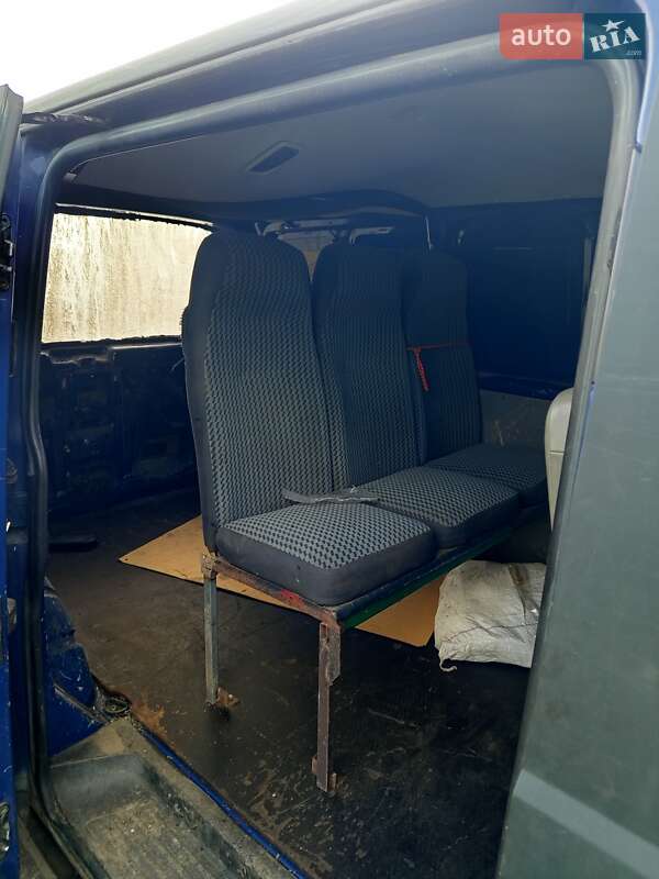 Минивэн Volkswagen Transporter 2003 в Вольнянске