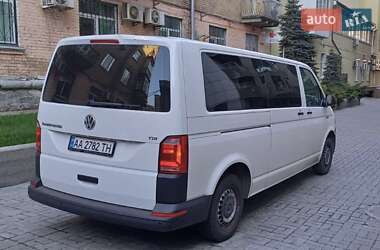 Минивэн Volkswagen Transporter 2018 в 