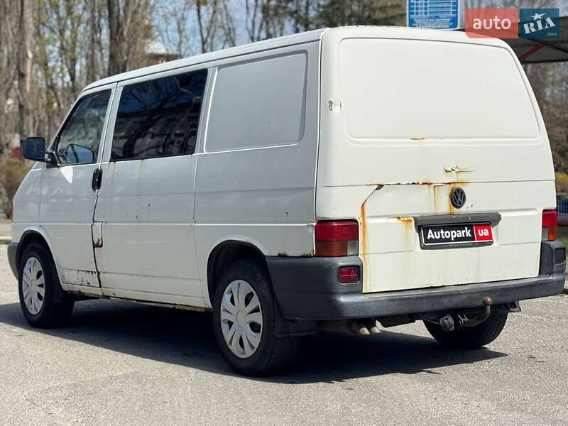 Мінівен Volkswagen Transporter 2000 в Києві