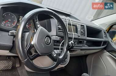 Грузовой фургон Volkswagen Transporter 2016 в 
