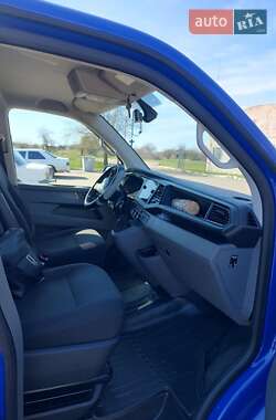 Минивэн Volkswagen Transporter 2019 в 