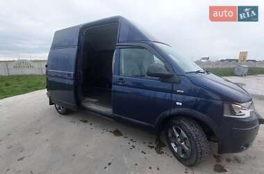Грузовой фургон Volkswagen Transporter 2012 в 