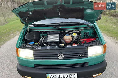 Минивэн Volkswagen Transporter 1998 в 