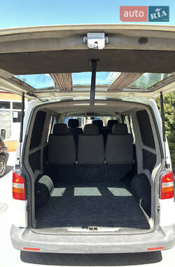 Минивэн Volkswagen Transporter 2004 в 