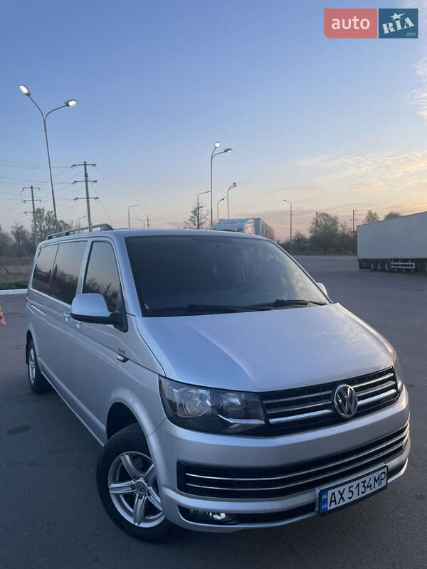 Минивэн Volkswagen Transporter 2018 в 