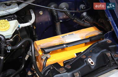 Мінівен Volkswagen Transporter 2000 в 