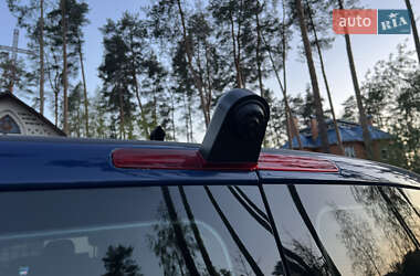Мінівен Volkswagen Transporter 2012 в 