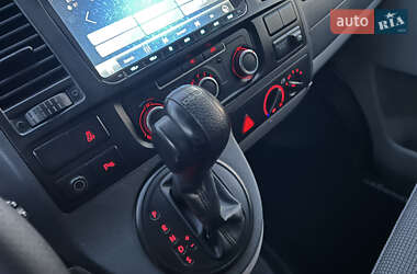 Мінівен Volkswagen Transporter 2012 в 