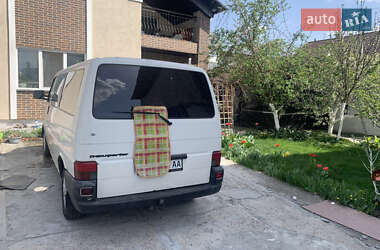 Минивэн Volkswagen Transporter 2001 в 