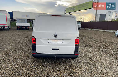 Минивэн Volkswagen Transporter 2017 в 