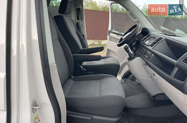 Минивэн Volkswagen Transporter 2017 в 