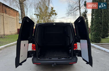 Вантажний фургон Volkswagen Transporter 2021 в 
