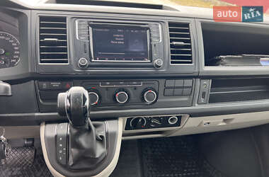 Минивэн Volkswagen Transporter 2015 в 
