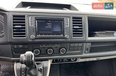 Минивэн Volkswagen Transporter 2015 в 