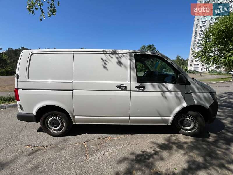 Грузовой фургон Volkswagen Transporter 2018 в Киеве