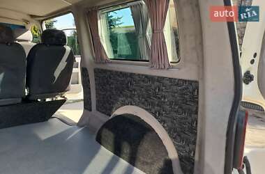 Минивэн Volkswagen Transporter 2006 в 