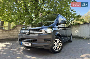 Минивэн Volkswagen Transporter 2017 в 