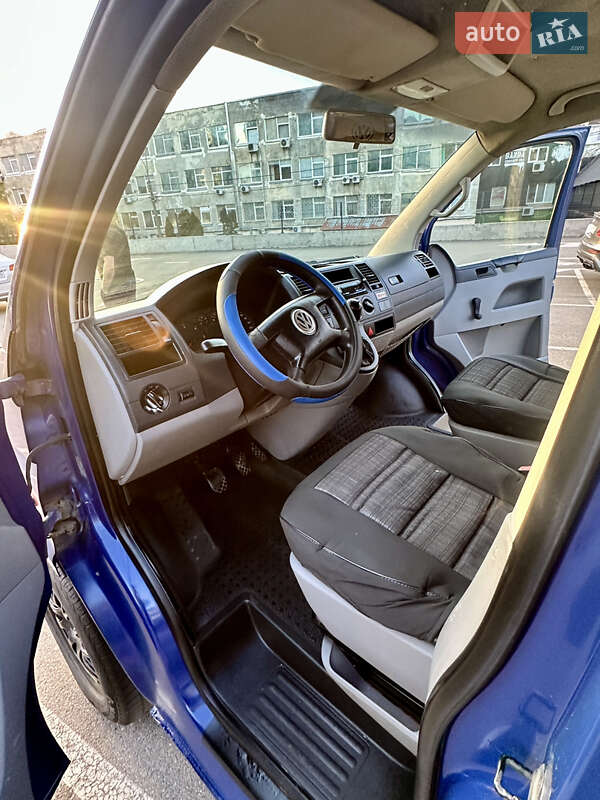 Минивэн Volkswagen Transporter 2003 в Киеве